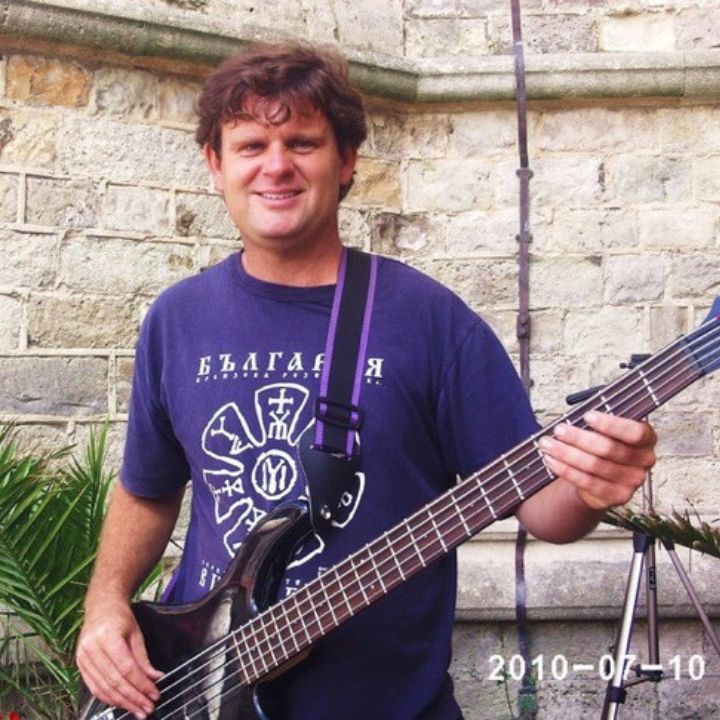 Glen on Bass with Stop